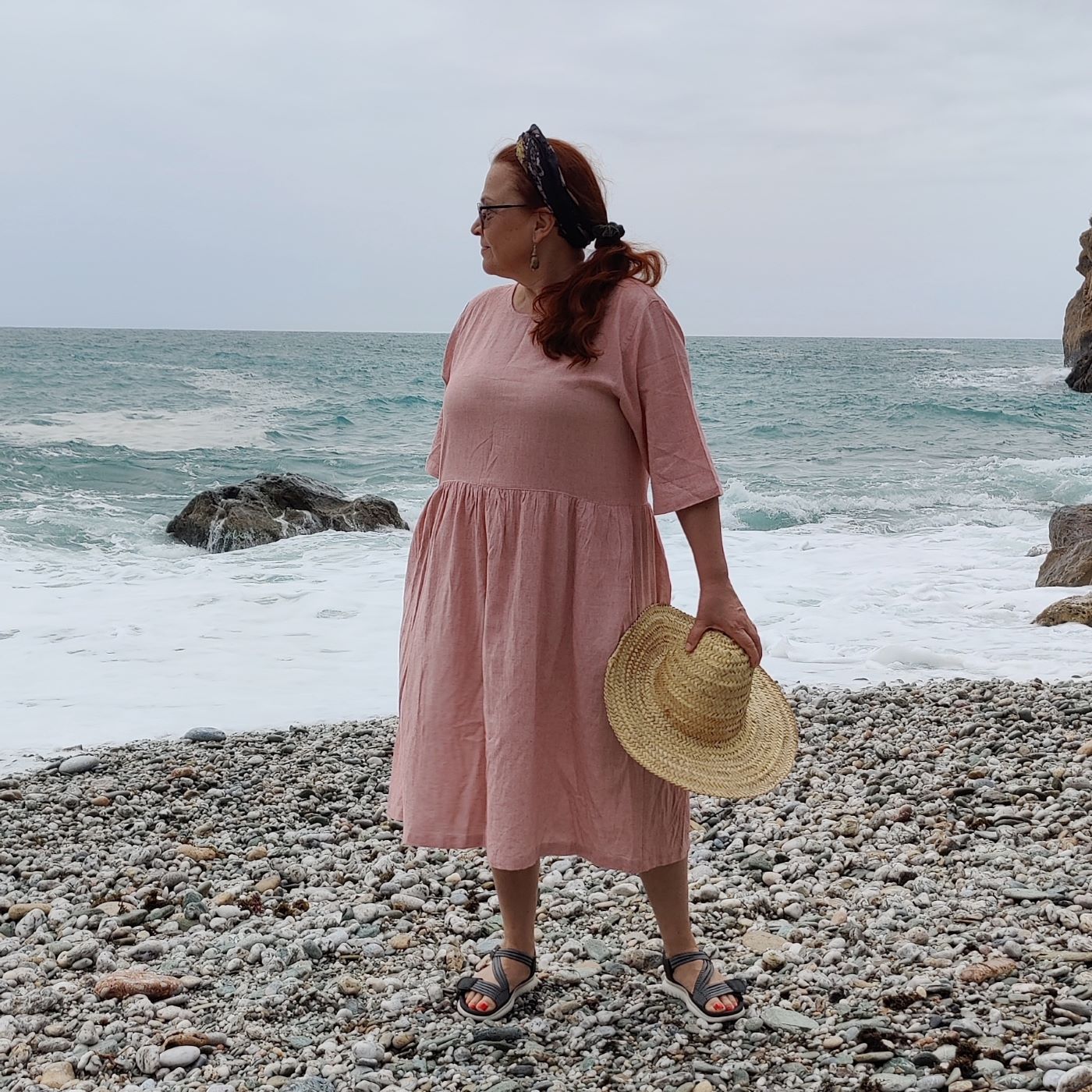 Vaaleanpunainen taskumekko Shanta