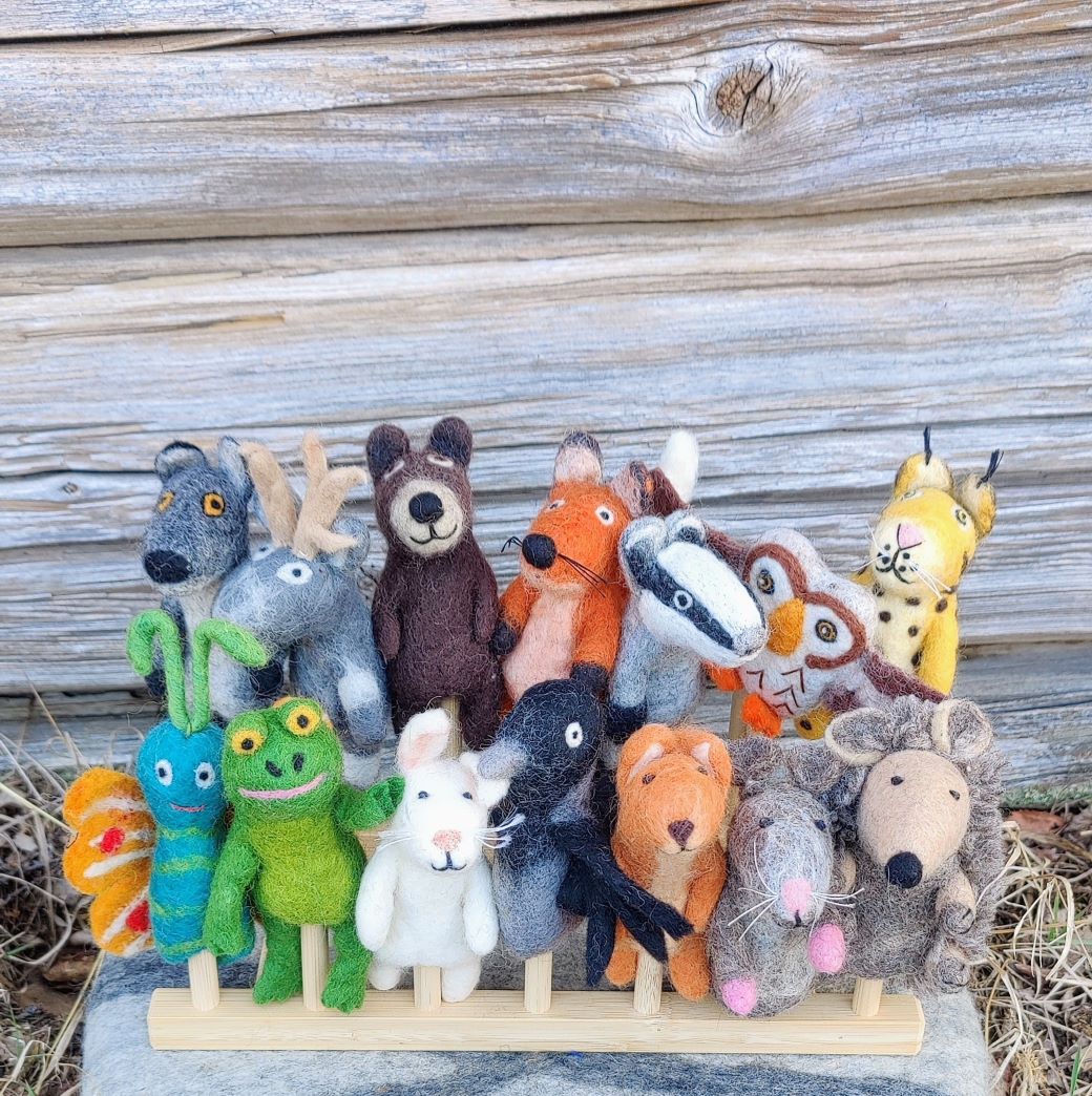 Babadum metsäneläin sorminukkesetti