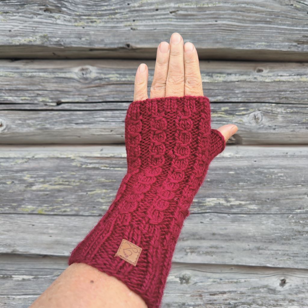 Merinovilla kynsikkäät