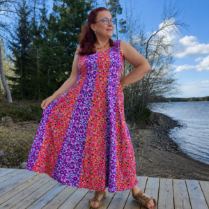 Maxi-mekko samaira pinkkilila S