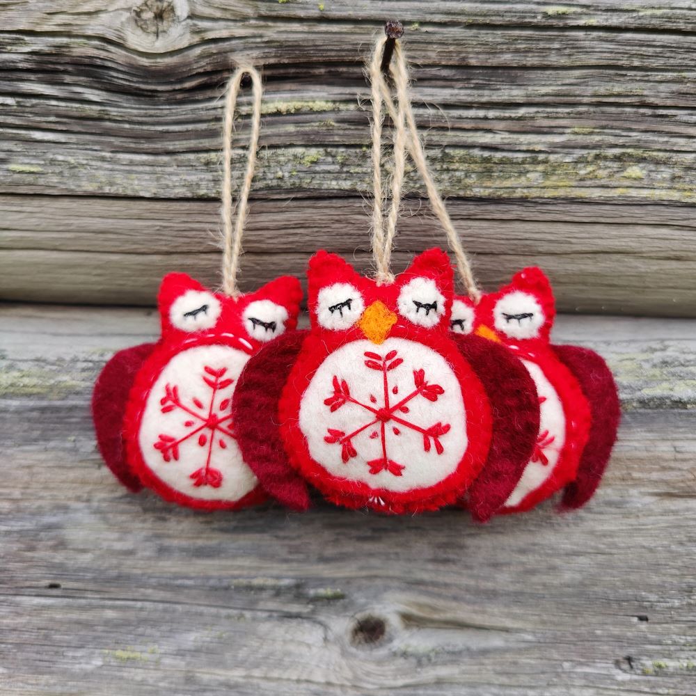 Punainen pöllö huopakoriste