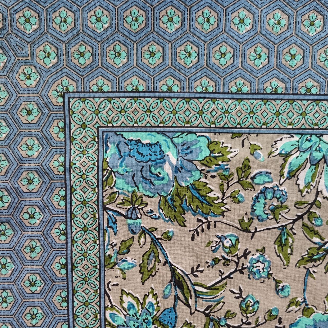 intialainen lakanasetti